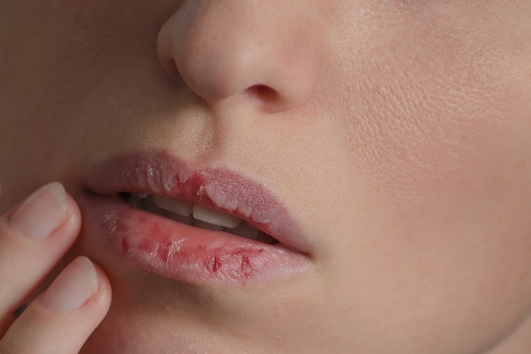 Женские губы